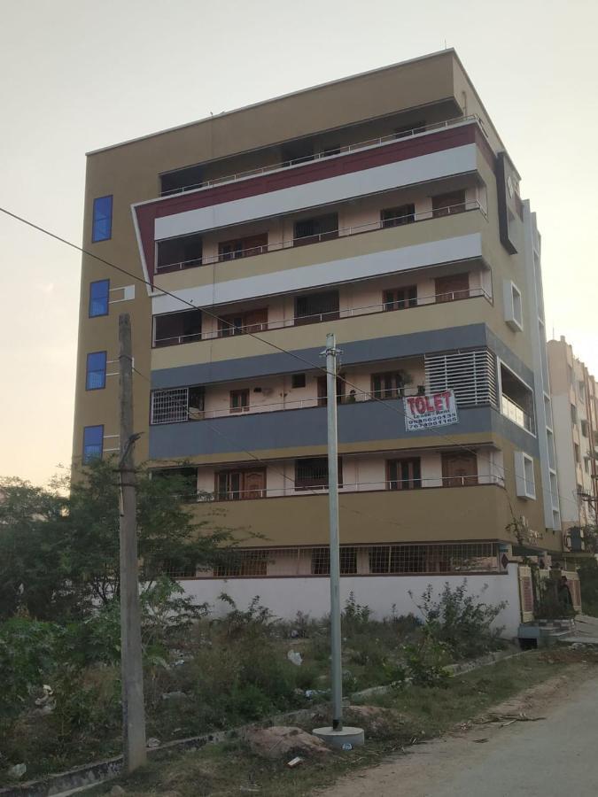 Sls Homestay - Luxury Ac Service Apartments 1Bhk, 2Bhk, 3Bhk - Direct Flyover To Alipiri Tirumala Gate - Walk To Ps4 Pure Veg Restaurants, Supermarkets - Near To National Highway & Padmavathi Amma Temple - Modular Kitchen, Living Room -Free Superfast Tirupati Exteriér fotografie