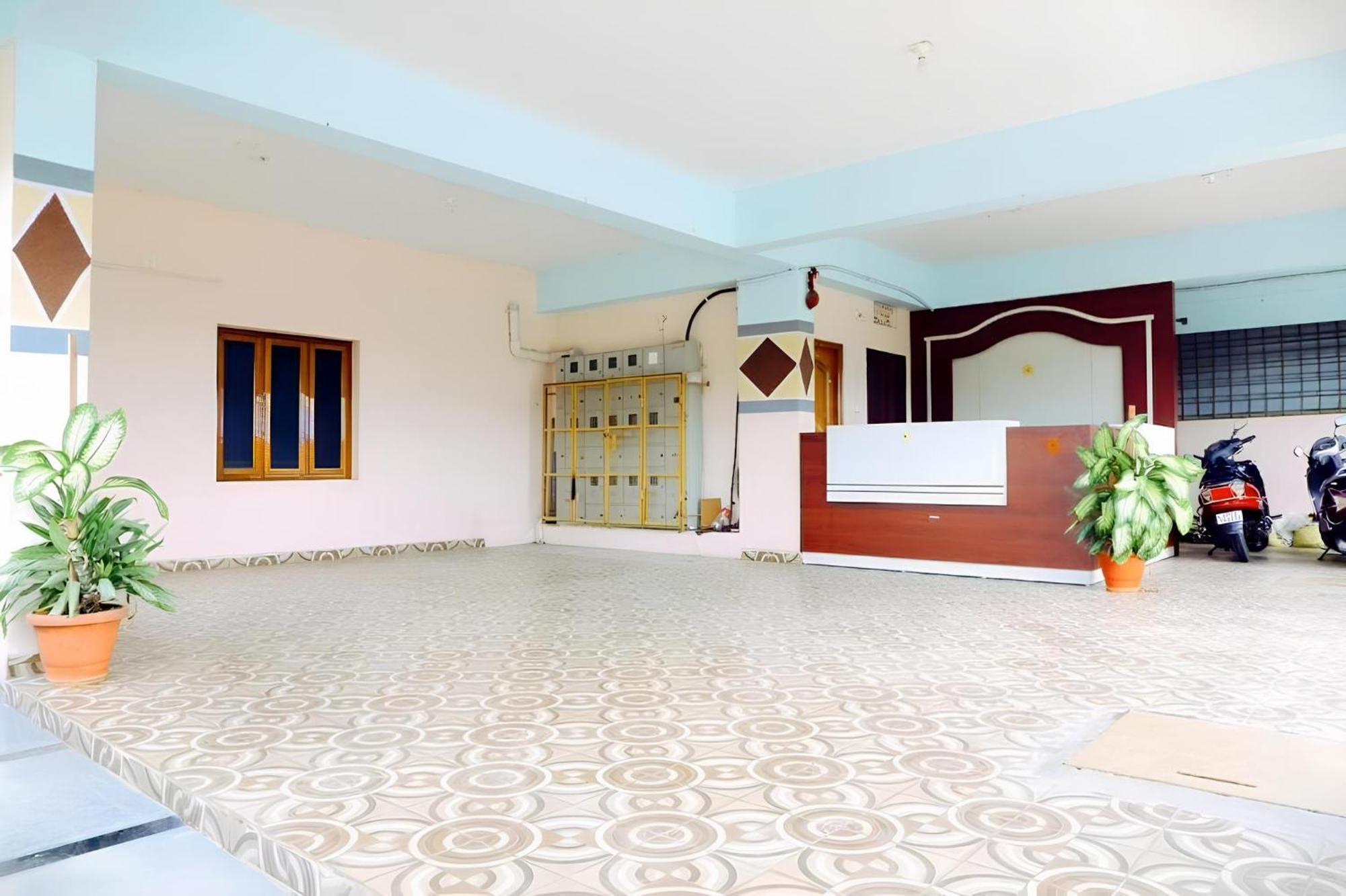 Sls Homestay - Luxury Ac Service Apartments 1Bhk, 2Bhk, 3Bhk - Direct Flyover To Alipiri Tirumala Gate - Walk To Ps4 Pure Veg Restaurants, Supermarkets - Near To National Highway & Padmavathi Amma Temple - Modular Kitchen, Living Room -Free Superfast Tirupati Exteriér fotografie